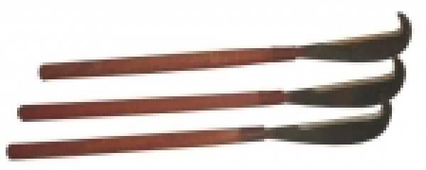Dao phát chữa cháy rừng